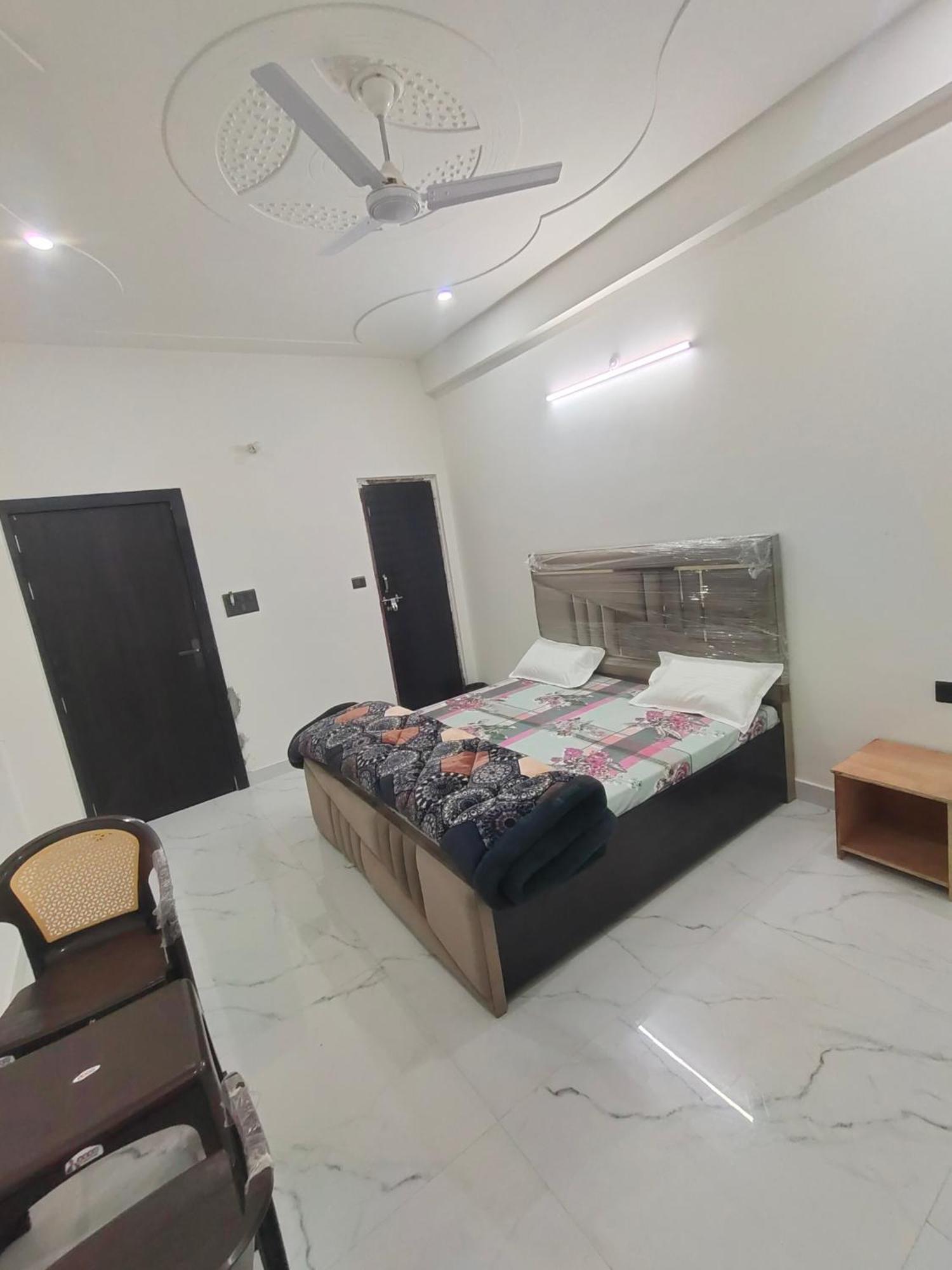 Bhavana Bhawan Hotel Vrindāvan Екстериор снимка